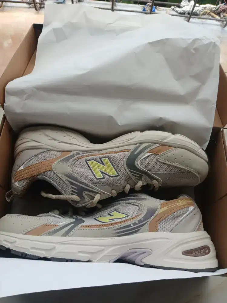 New Balance 530