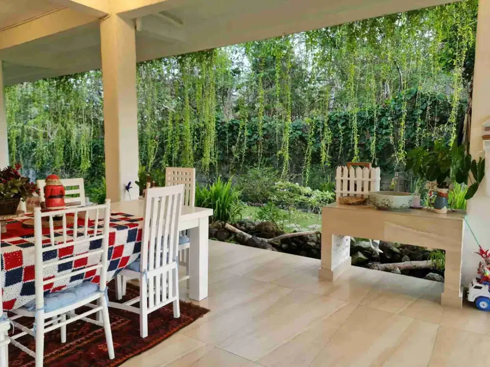 rumah mewah sawangan nusa dua bali