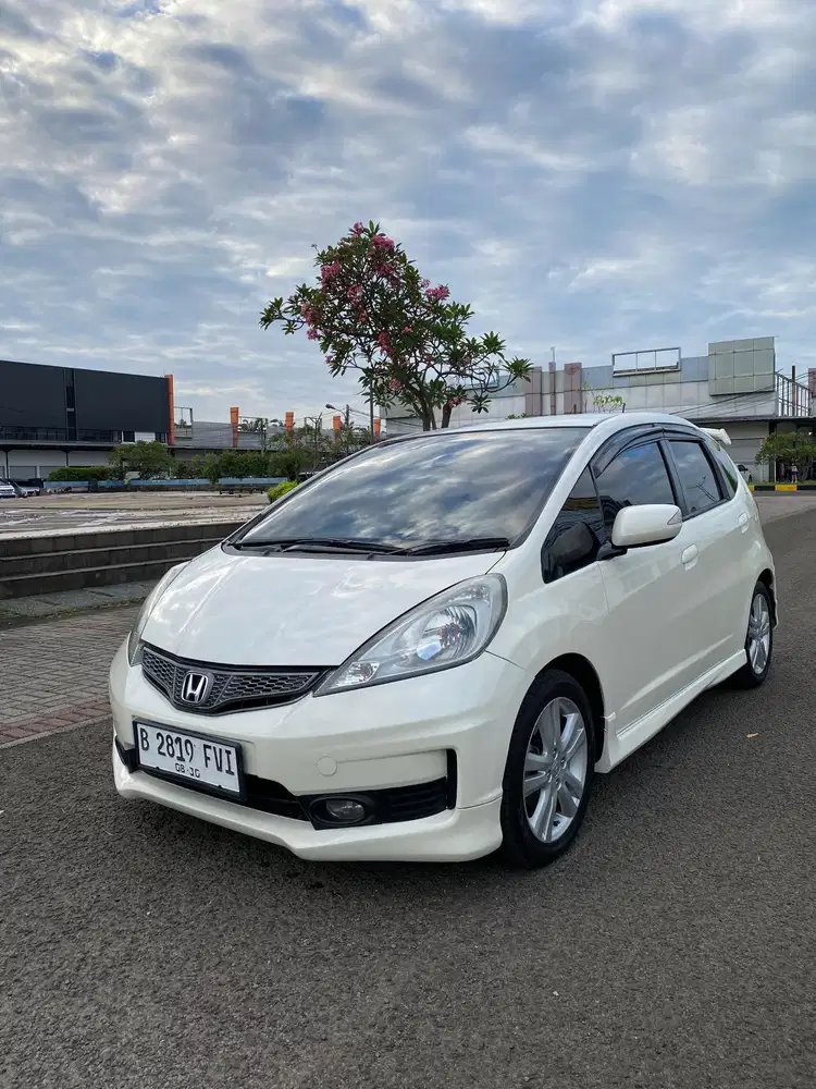 [MURAH] Honda Jazz RS AT 2012, Putih