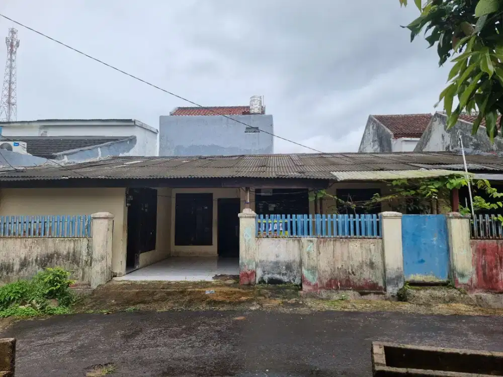 Rumah Posisi Stategis Baros, Sukabumi