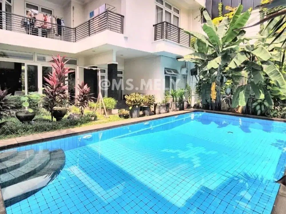 Dijual Rumah Cakep Kemang American Classic Lokasi Strategis