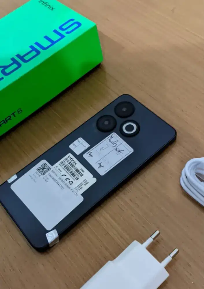 Infinix Smart 8 4+4/128 full set no minus