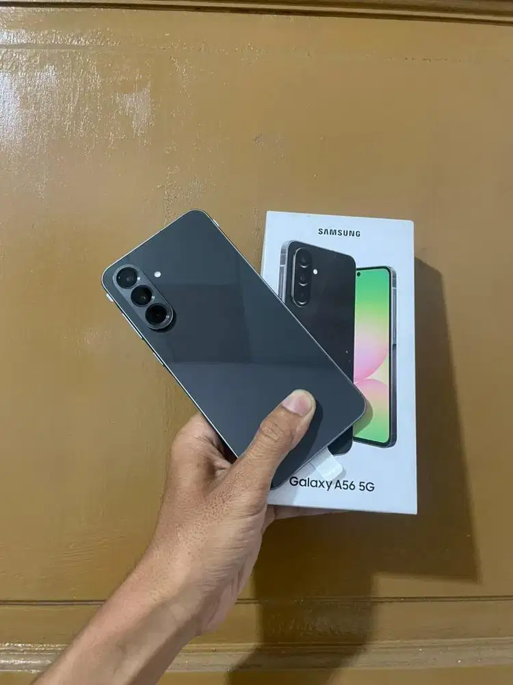 Samsung A56 5G ram 8/256 SEIN Garansi on tgl 3 desember 2026 like new