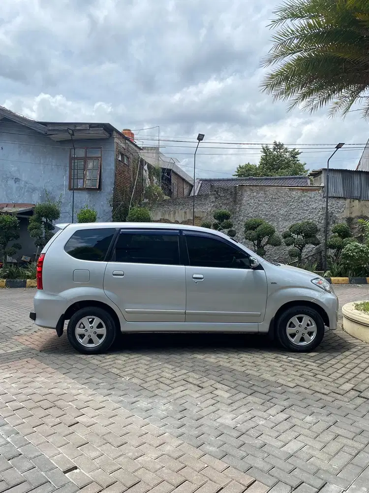 Toyota Avanza 2009 Bensin