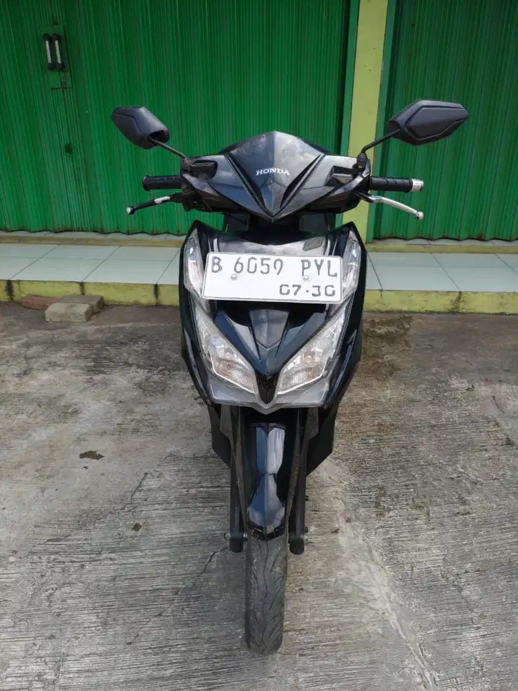 Vario kzr 2014 hitam joss