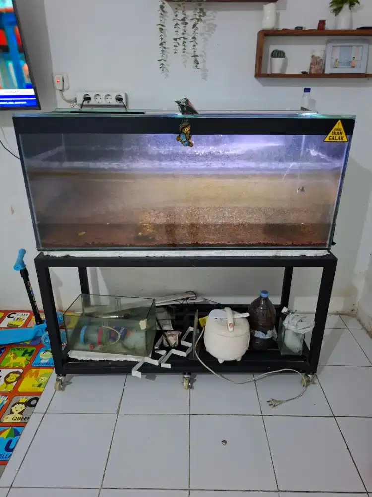 Aquarium ukuran 120x60x60 tebal 1cm