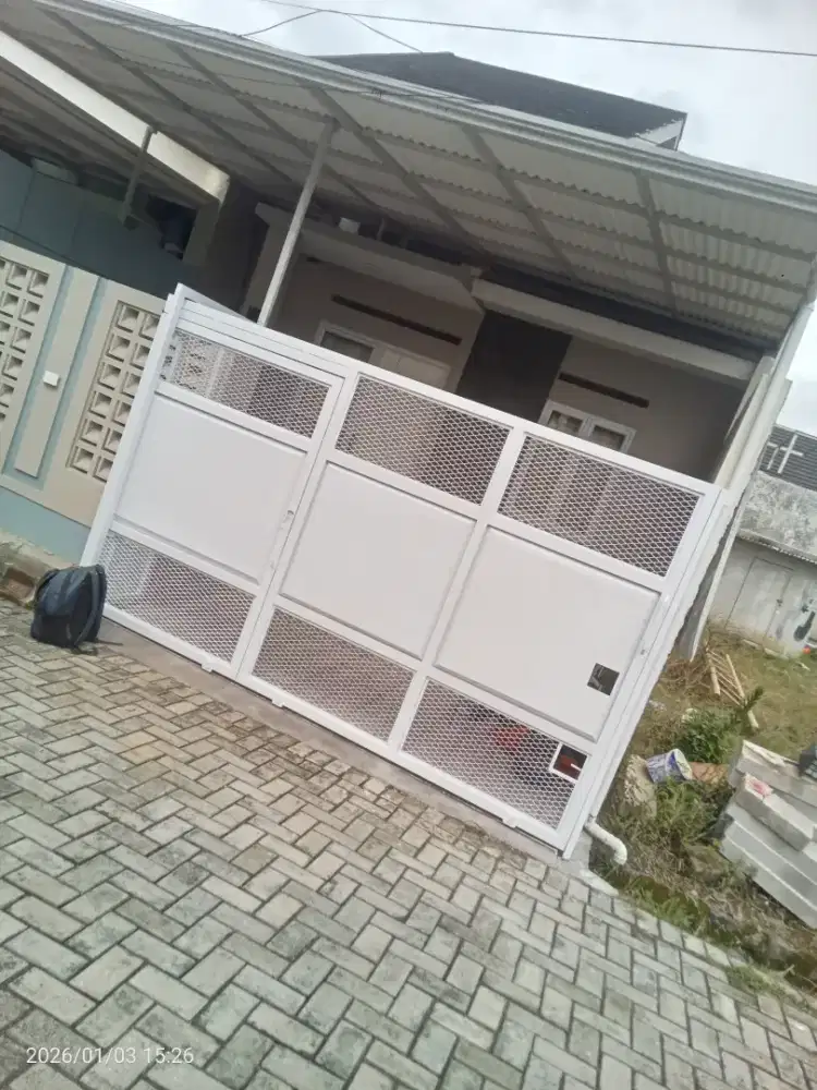 Pagar plat bolong n warmes