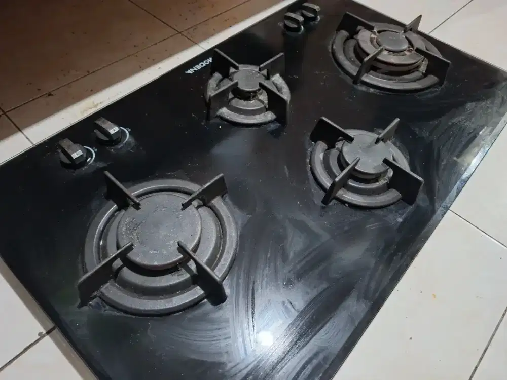 Dijual Kompor Tanam Modena BH 1945 – 4 Tungku