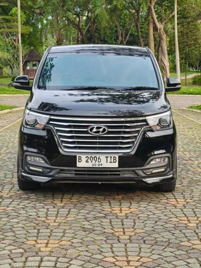 Hyundai H1 Royale 2.5 Disel AT 2019