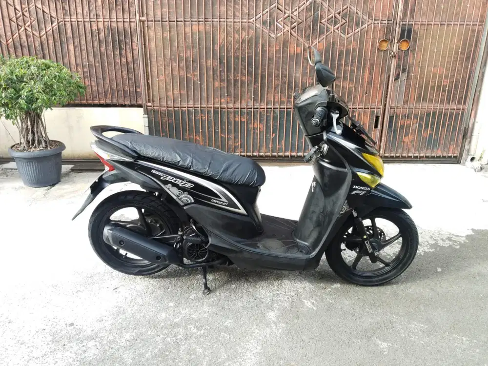 Honda Beat pop F1 starter halus th 2015 siap pakai plat 2030