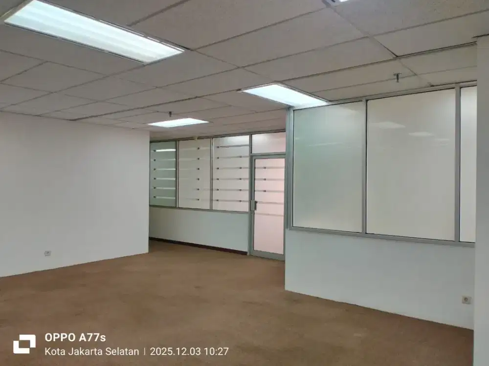 Sewa Kantor luas besar dan Murah di Sudirman Jakarta Selatan Lokasi Strategis