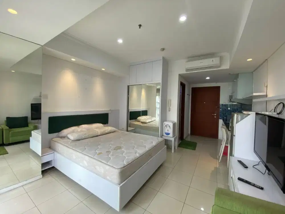 Sewa Studio Royal Mediterania Garden Tanjung Duren dekat Mall, Kantor, Universitas, lokasi strategis
