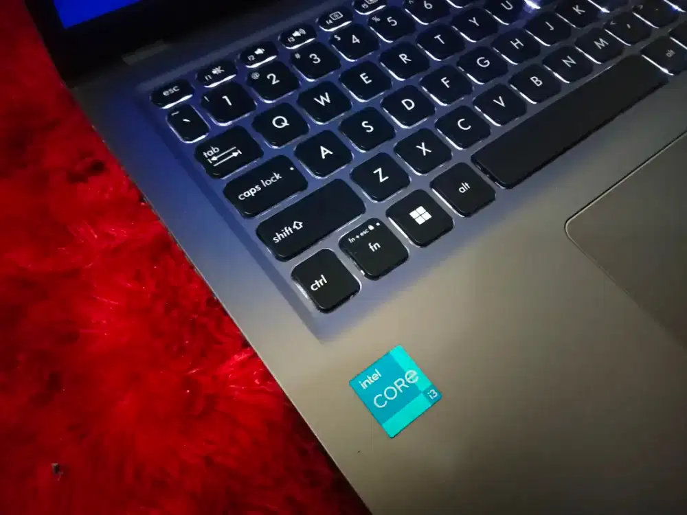 Asus Vivo x515EA/core i3-gen11/SSD512gb/vga Intel UHD/FHD SLIM