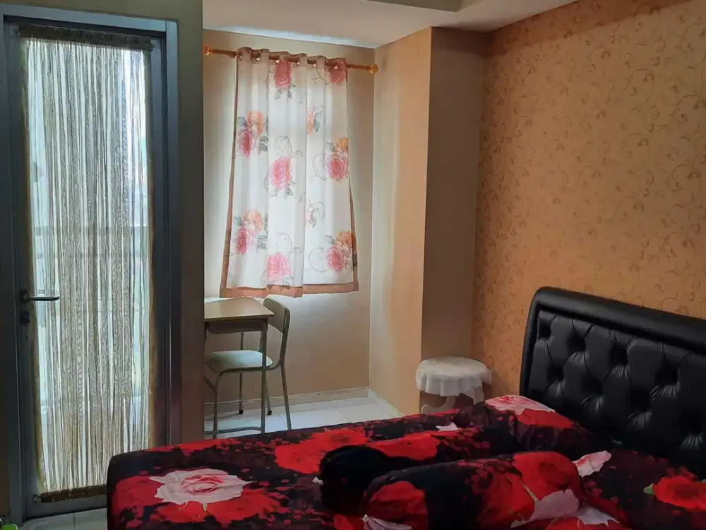 Disewakan Perbulan Studio Furnish Apartemen Maple Park Siap Huni