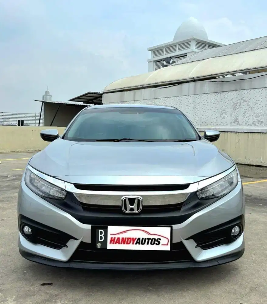 Honda Civic Es Turbo Tahun 2017 Automatic Abu abu metalik