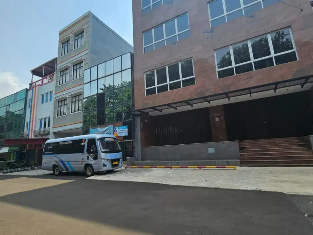 Ruko Strategis 3 Lantai di Pulo Gadung Jakarta Utara – Cocok Usaha, Kantor & Investasi