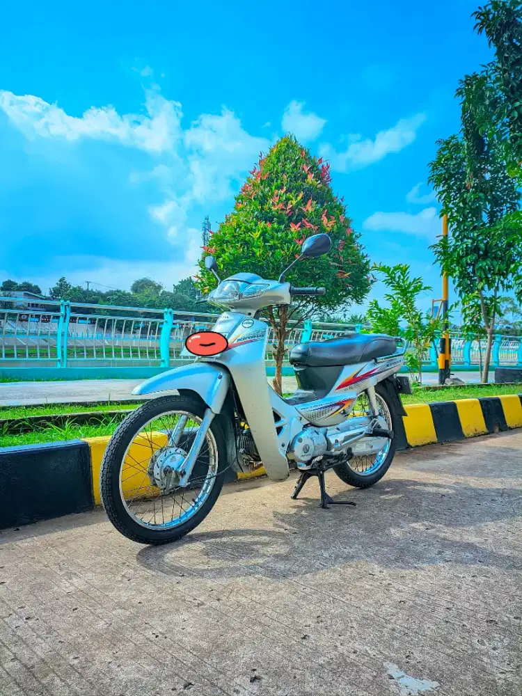 Honda Kirana 125 asli silver komplit