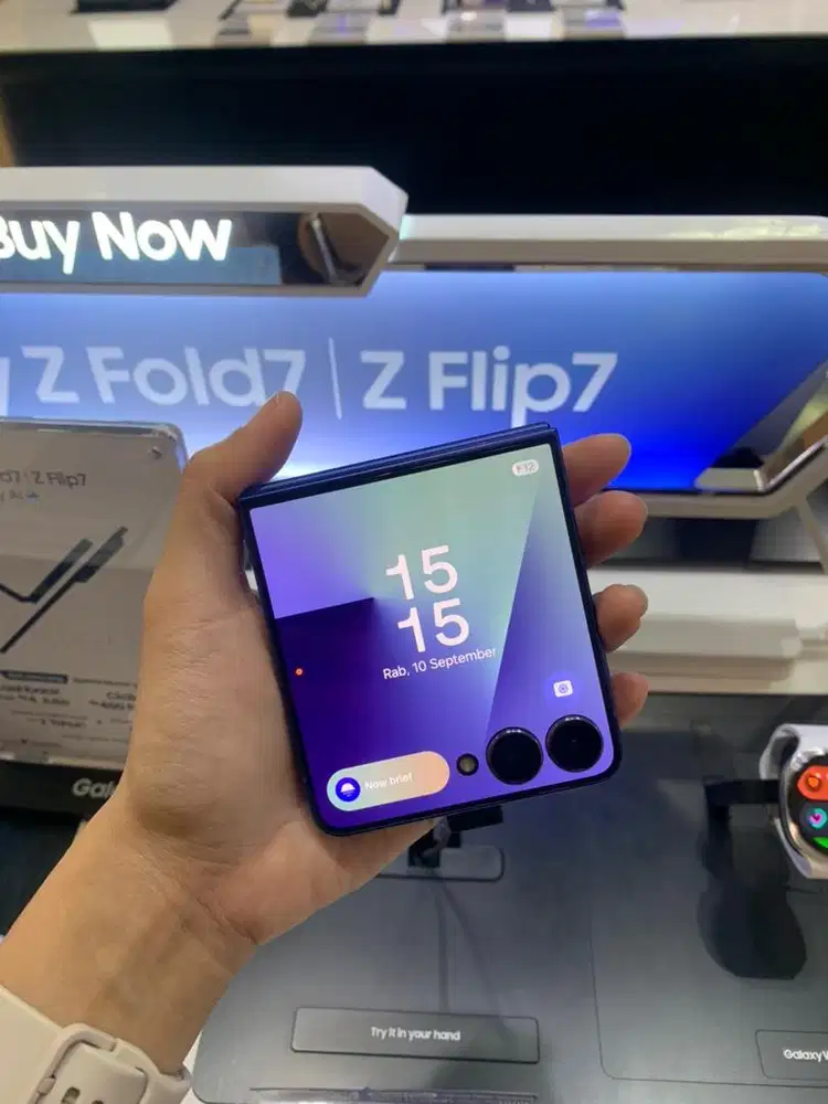 SAMSUNG GALAXY ZFLIP7 5G