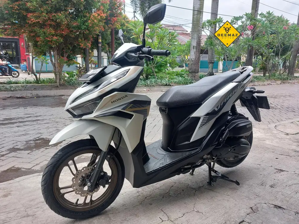 (DP 800 Rb)‼️ Honda Vario 125 CBS ISS Keyless 2023 Cash / Kredit