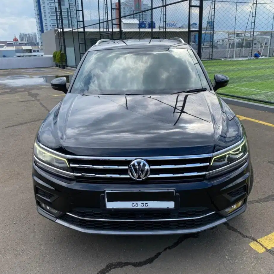 Volkswagen Tiguan Allspace 1.4T Tahun 2021