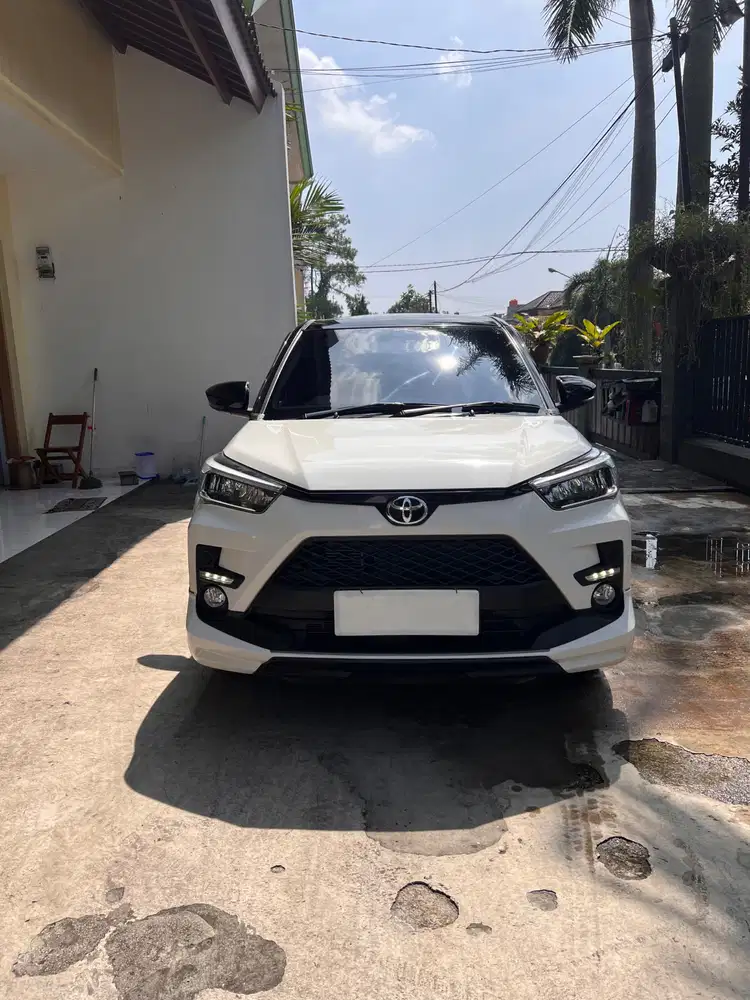 toyota raize GR two tone none tss (terawat)