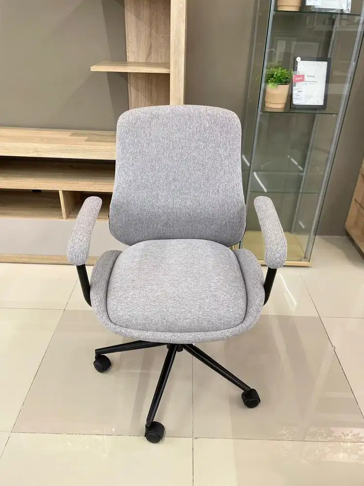 KURSI KANTOR ATAU KURSI BELAJAR