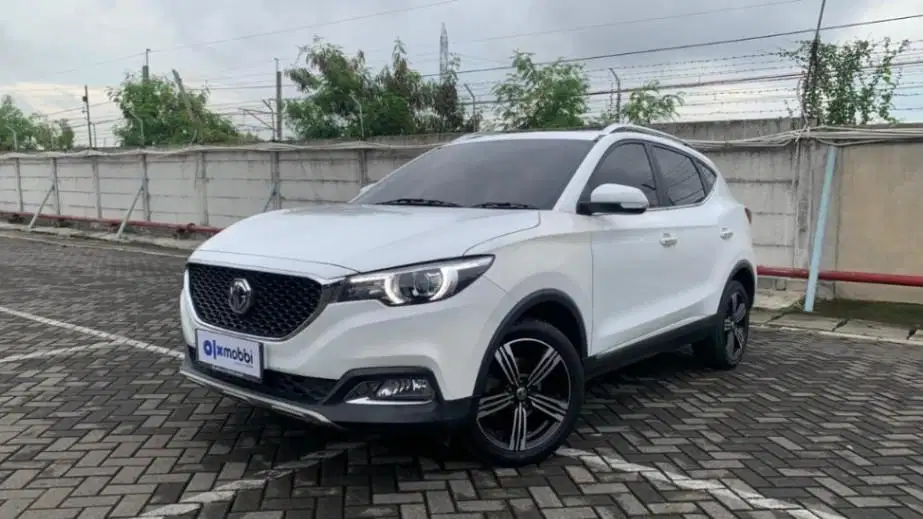 MG ZS 1.5 Lux Bensin AT 2020