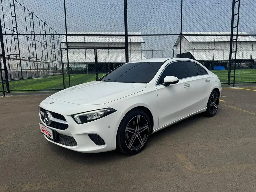 Mercedes Benz A200 sedan 2023 nik23
