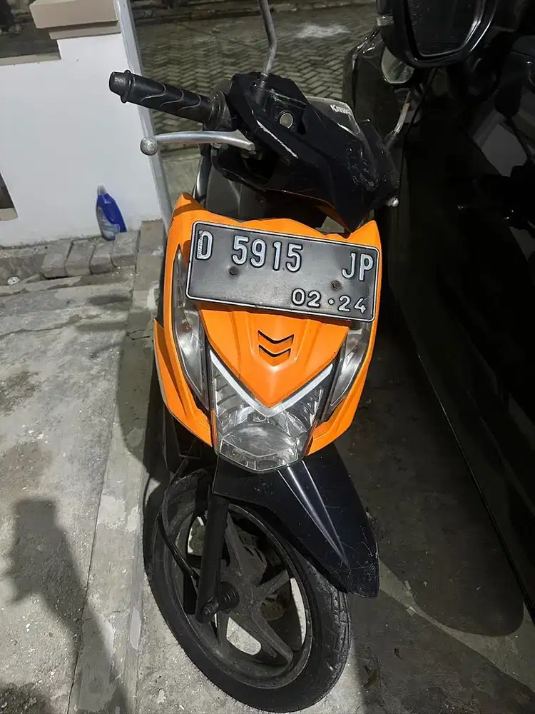 Jual motor Honda beat repsol tahun 2013
