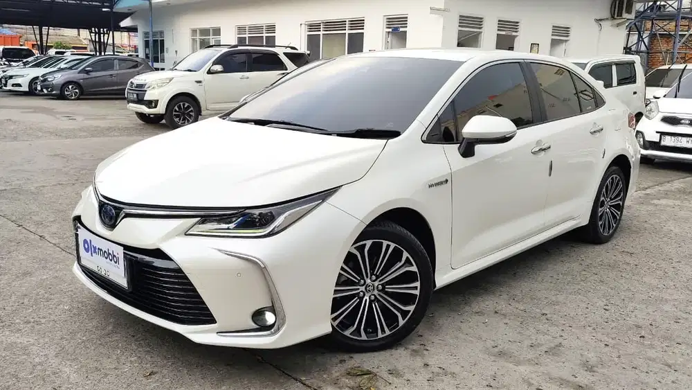 DIJUAL COROLLA ALTIS 1.8 HYBRID MATIC 2020, TDP 32JT AJA TERMURAH!!!