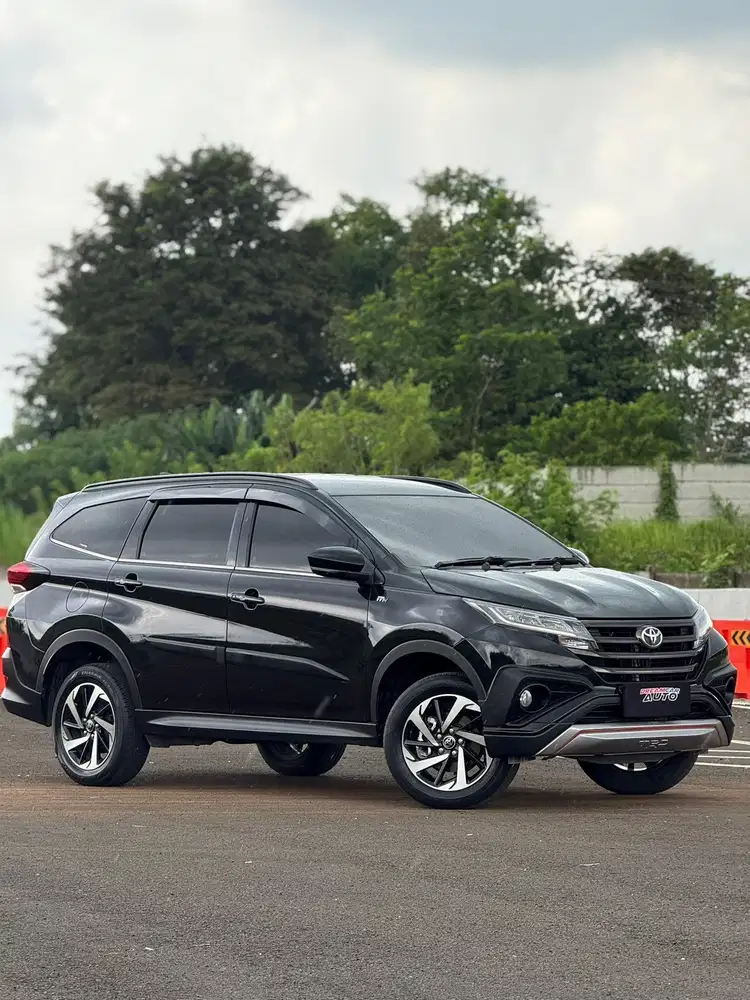 Low km! Toyota Rush S TRD SPORTIVO AT 2020 non GR 2021 2022 Hitam