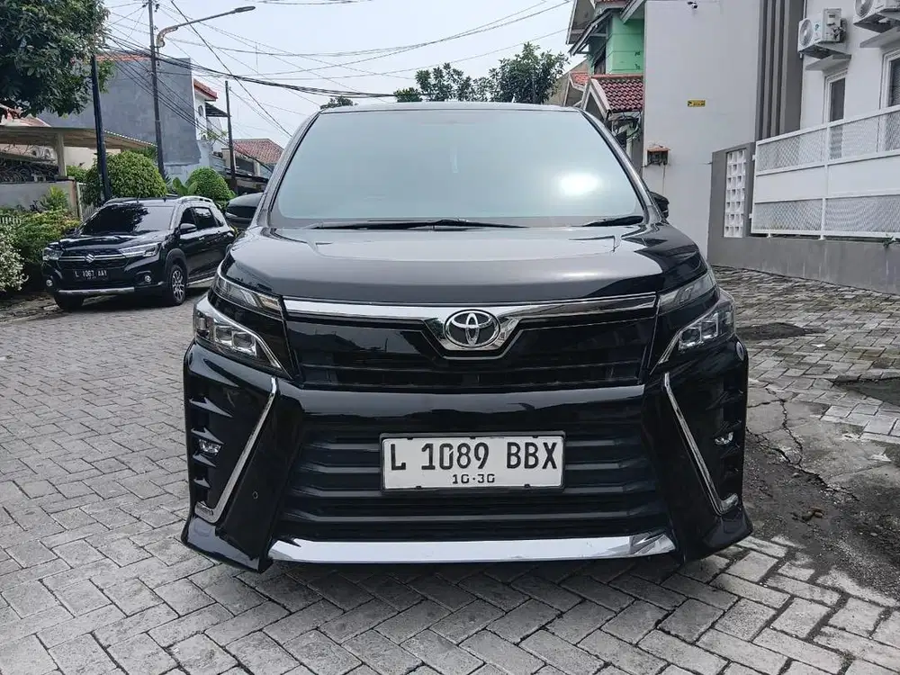 VOXY 2.0 MATIC BENSIN 2020 KM 57rb