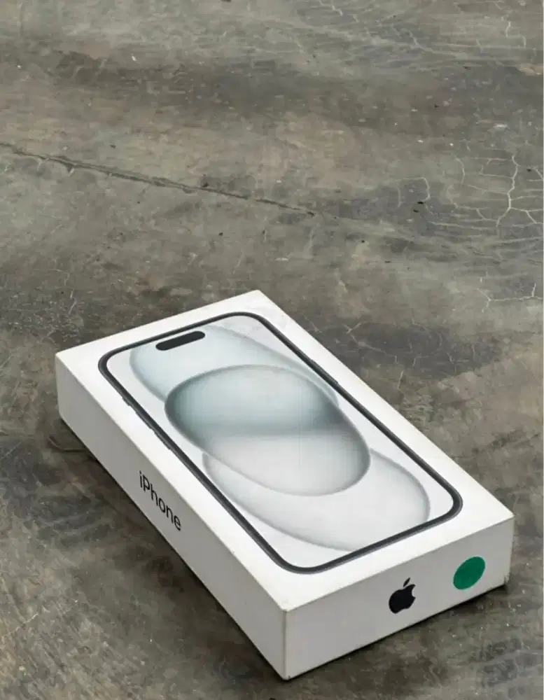 iPhone 15 128gb garansi resmi segel