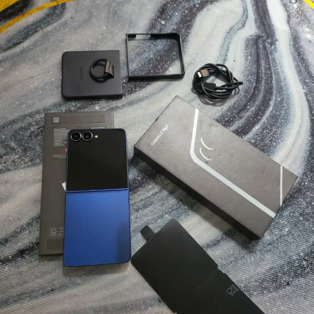 Samsung Zflip 7 12/512 lengkap ori