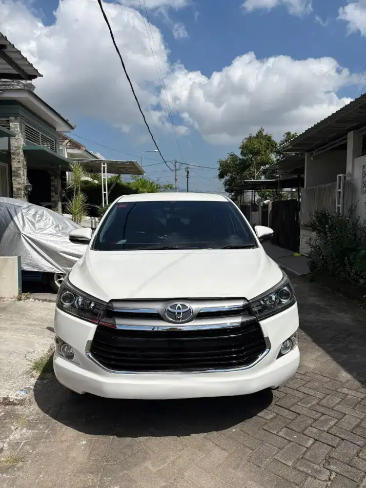 SRIIITTTT. Kijang Innova Reborn 2.4 V AT 2020