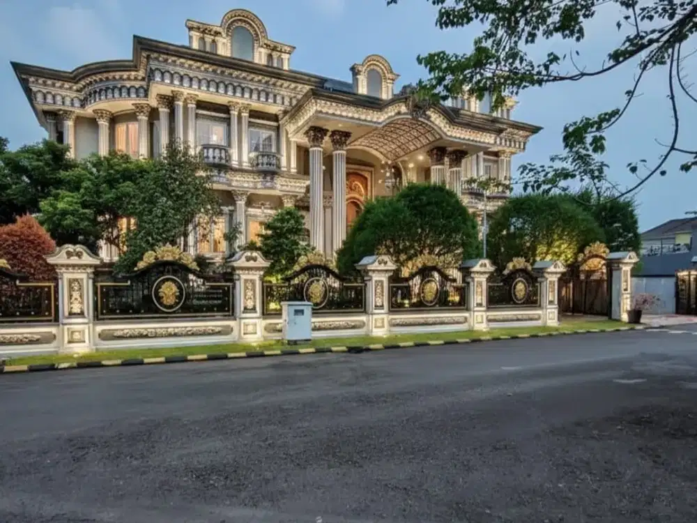 rumah mewah dalam perumahan citra grand cibubur