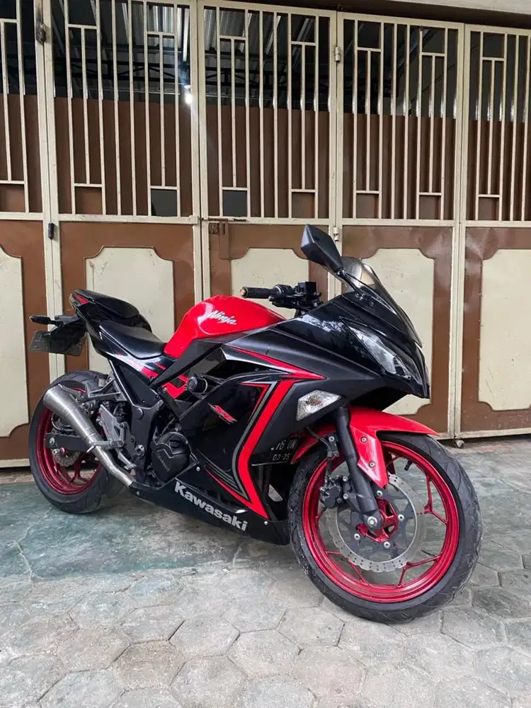 Kawasaki Ninja 250 SE 2015
