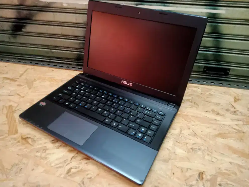 ASUS X45U AMD E2 RAM 4Gb Siap pake