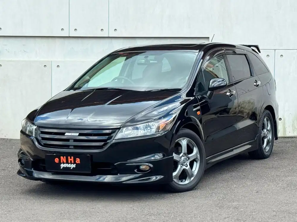 Honda STREAM RSZ 1.8 Matic 2008 CBU.. eNHa garage Semarang..