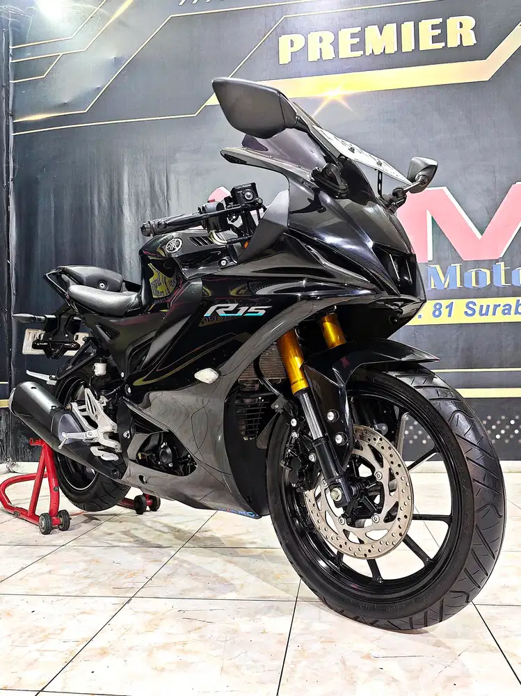 Yamaha R15 V4 Conected  2023 black glossy km7rn.Anugerah motor rungkut