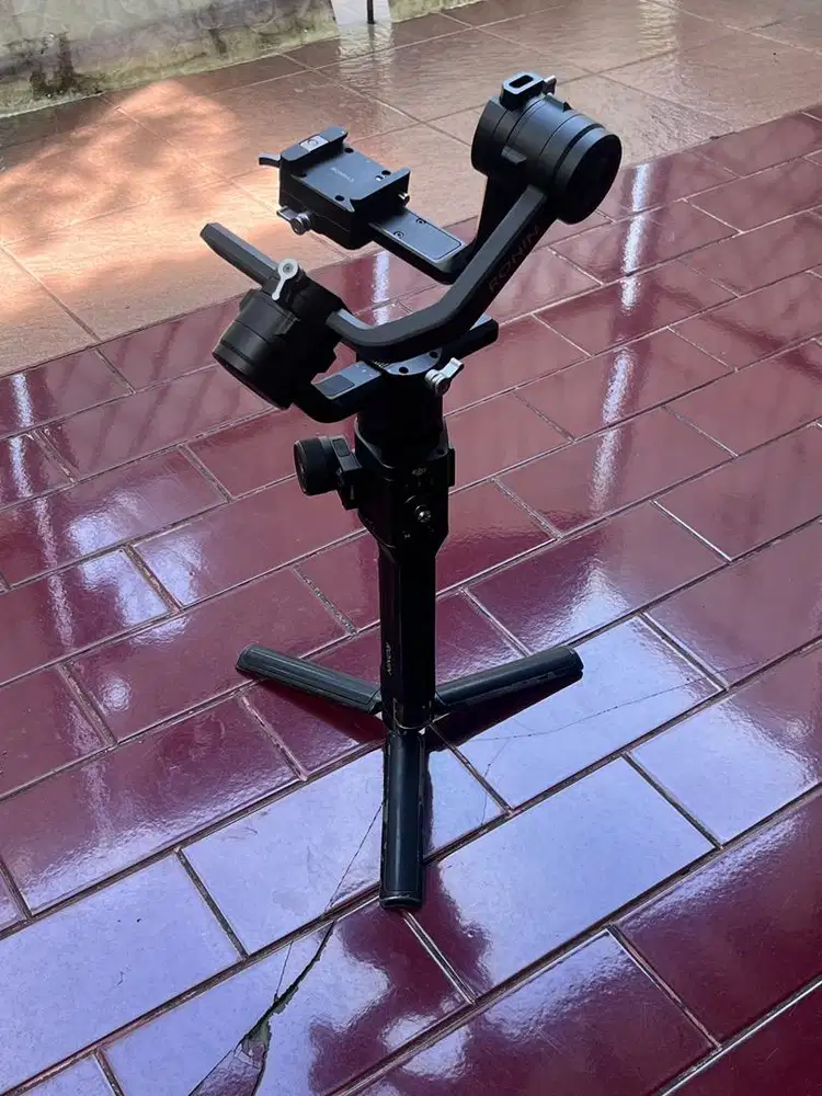DJI Ronin S Gimbal Stabilizer