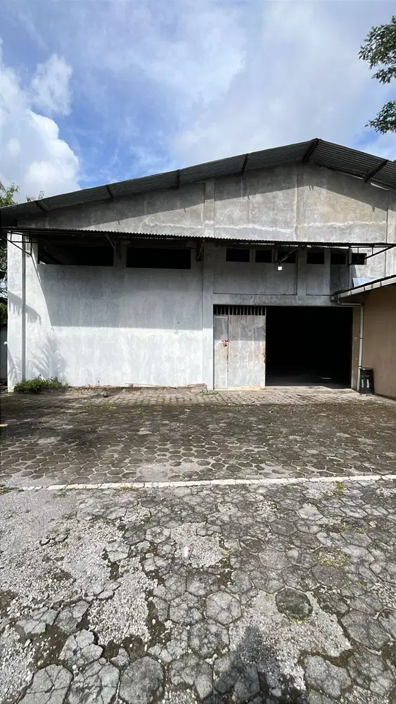 Gudang Disewakan Jl Palagan Km 12 Sleman Yogyakarta