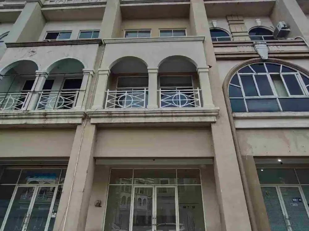 DISEWA RUKO 2,5 LT di Grand Galaxy City, bekasi