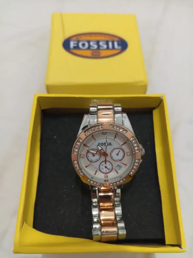 Dijual jam tangan wanita rantai