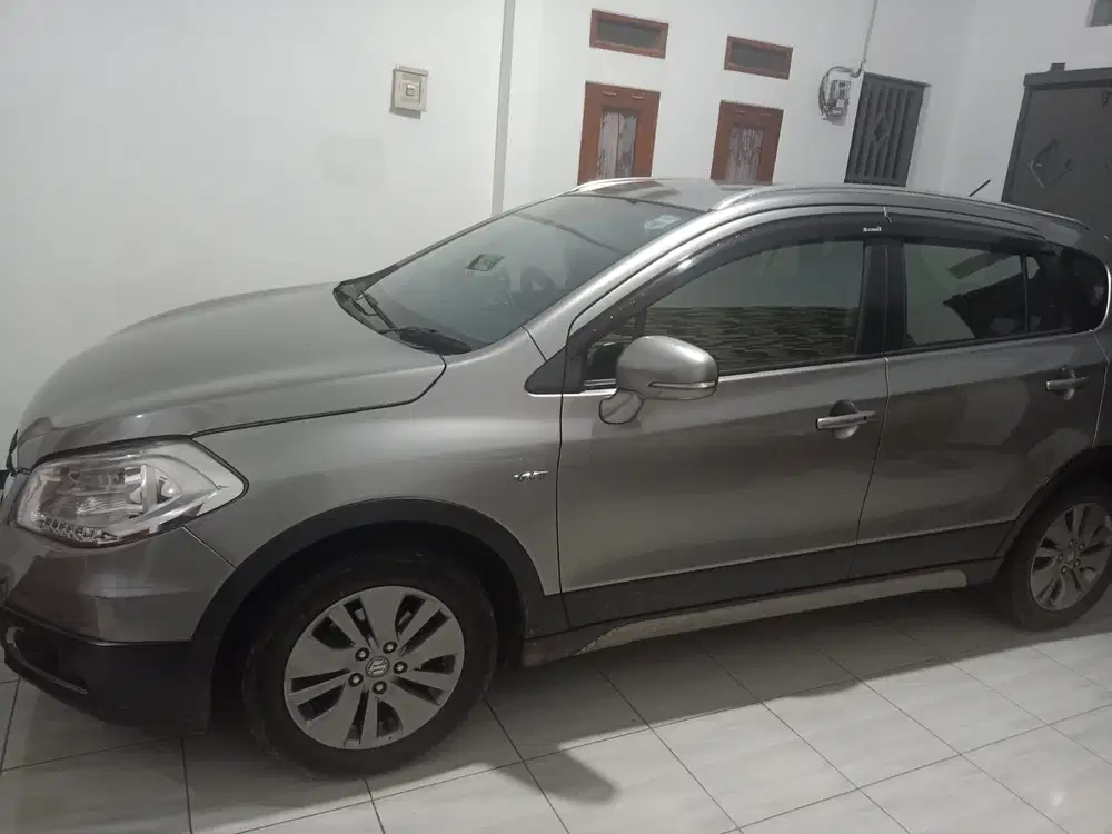 Suzuki SX4 2016 Bensin