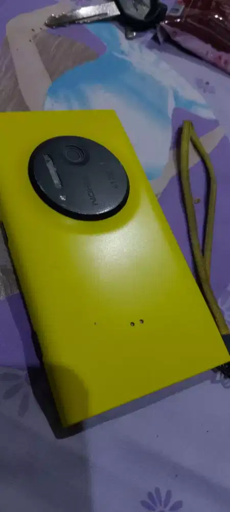 Nokia lumia 1020, with strap pokemon