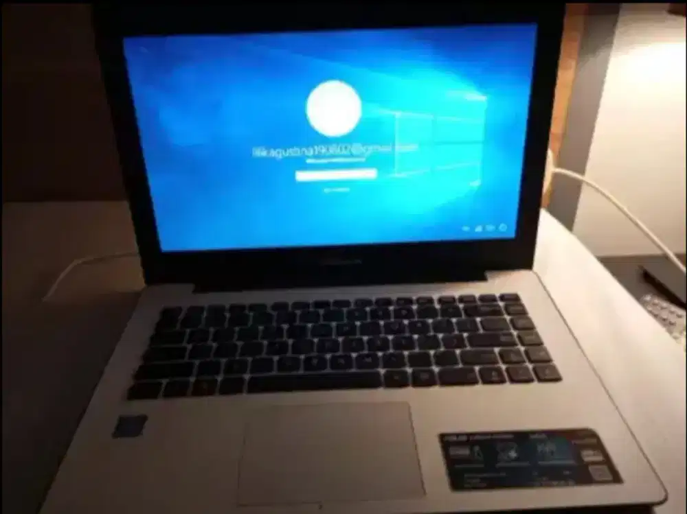 Laptop Asus X453S Ram 2/256GB