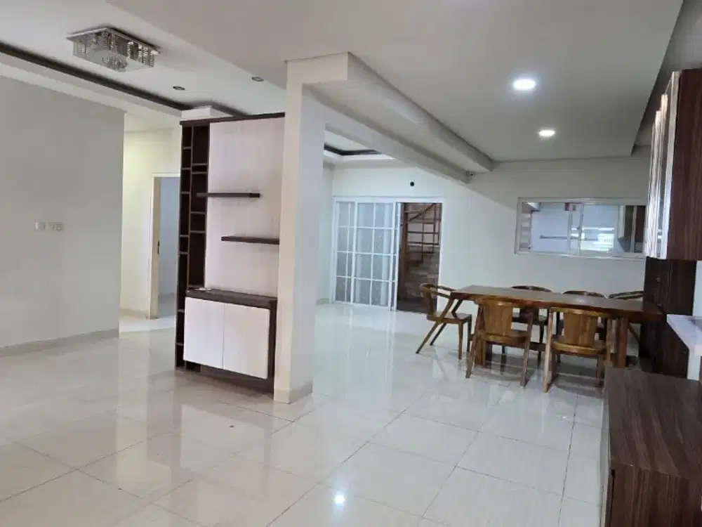 Dijual Rumah (8X16) Semi Furnished di Serenade Lake Gading Serpong