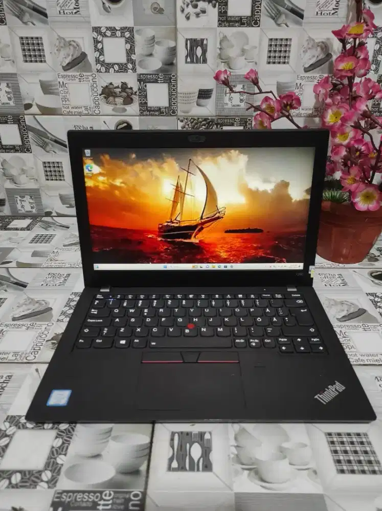 LENOVO THINKPAD X280 CORE I5-8350U / RAM 8GB / 256GB SSD / TOUCHSCREEN
