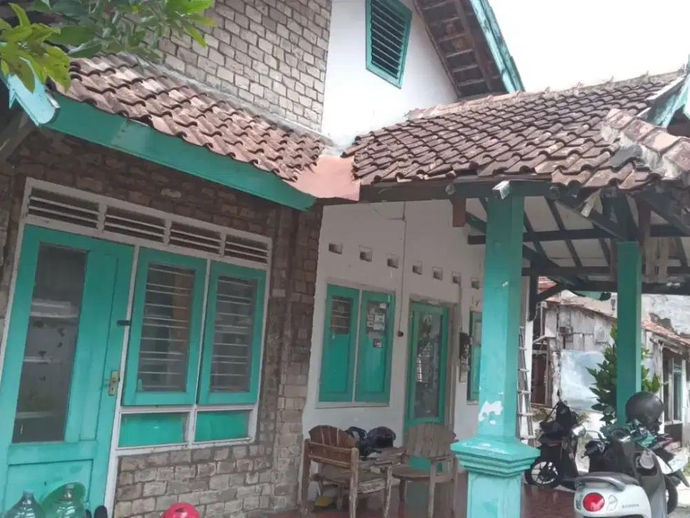 Dijual Rumah Lokasi Tengah Kota di Jl. Peterongan Raya Semarang